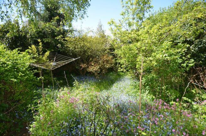 Detached garden