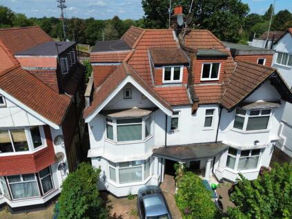 North End Road, Golders Green NW11