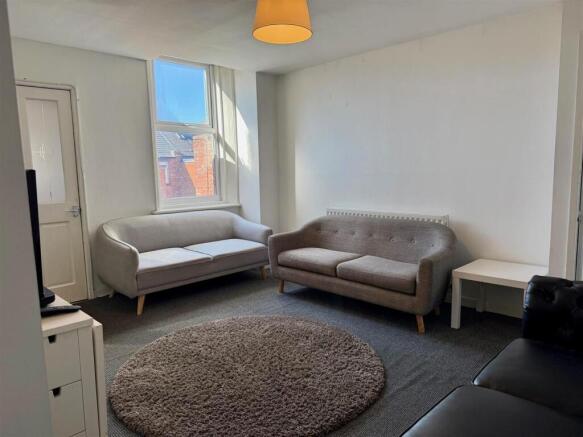 New lounge 2.jpg