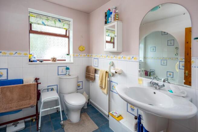 Main Bathroom