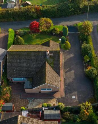 dji_fly_20251012_093910_0005_1760261929596_photo.j