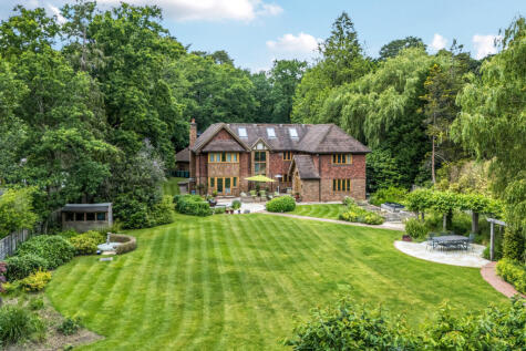 The Fairway, Worplesdon, Guildford, GU3