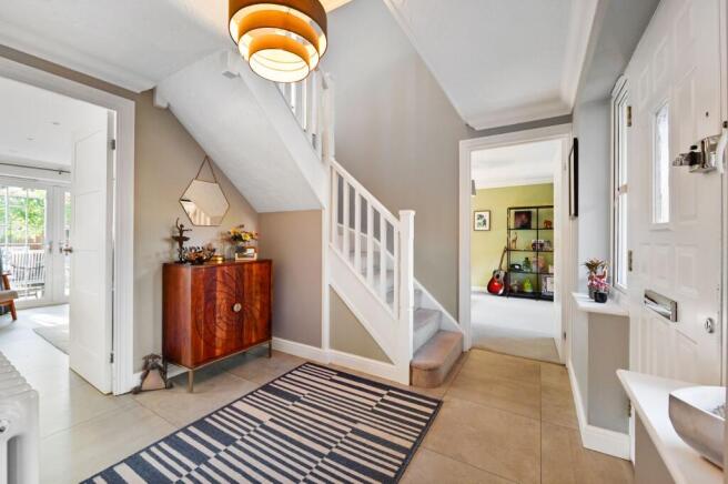 Tiverton Crescent, Kingsmead, MK4 photo 4