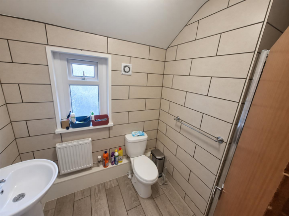 bathroom.png