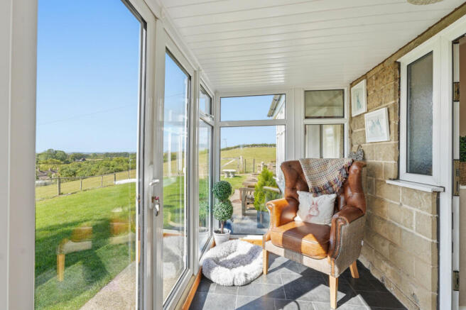 3 bed Bungalow for sale Image 12