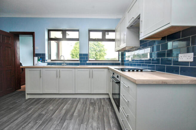 2 bed Semi-Detached for sale Image 5