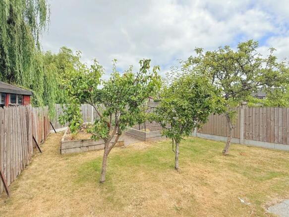 2 bed Semi-Detached Bungalow for sale Image 9