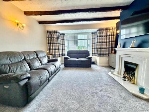 3 bed Semi-Detached Bungalow for sale Image 7