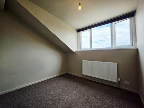 3 bed Terraced for sale Image 7