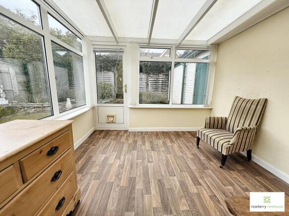 2 bed Bungalow for sale Image 6