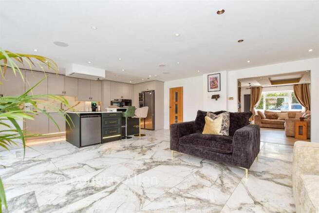 Kitchen/Diner/Lounge