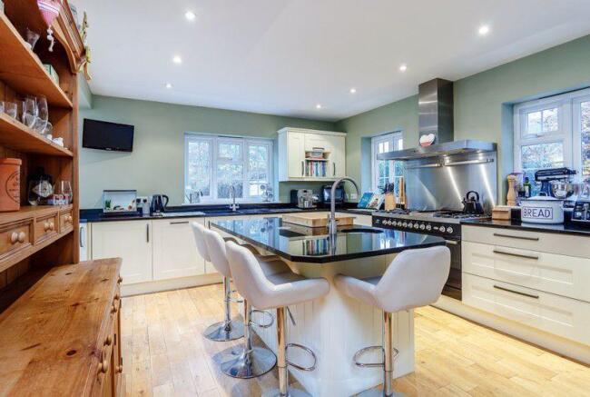 Fitted Kitchen...