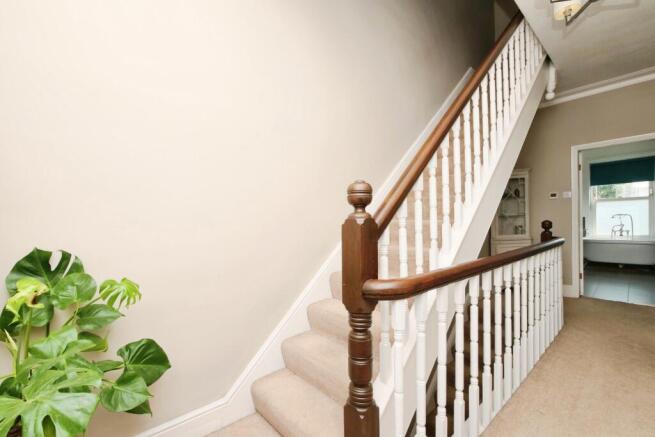 4 bed Terraced for sale Image 12