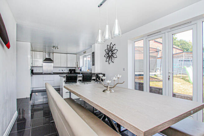 Kitchen/Dining Ro...