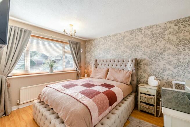 8570821-interior13.jpg
