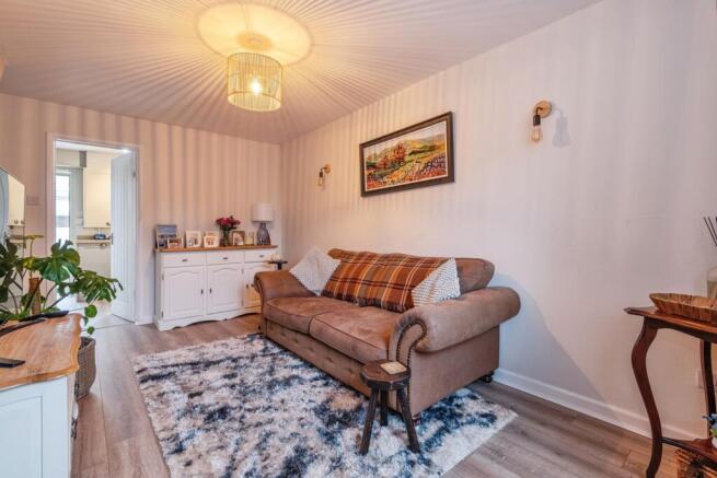 Leeward Close, BRIDGWATER, Somerset, TA6 photo 2