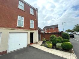 12, Holmecroft Chase, Westhoughton, Bolton BL5 3ZN