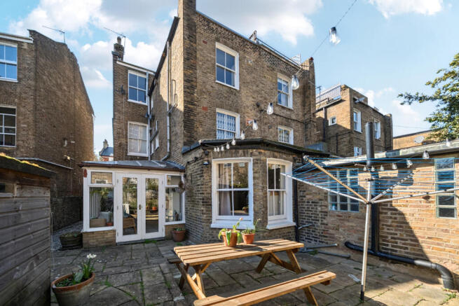 1429102-16-69baa6...