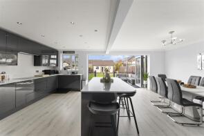 53, Copperfield Avenue, Uxbridge UB8 3NX