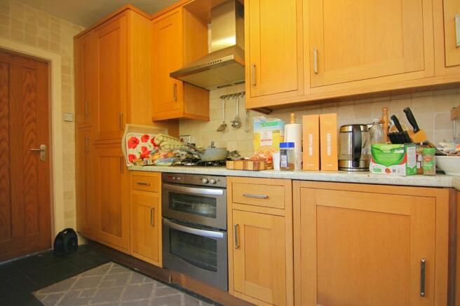 Grange Drive, Allerton, Bradford, BD15 photo 4