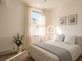 Flat, 92, Albert Road, Southsea PO5 2SN