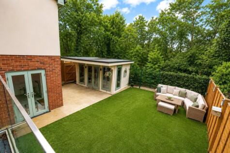 Watlington Gardens, Great Warley, Brentwood, Essex, CM13