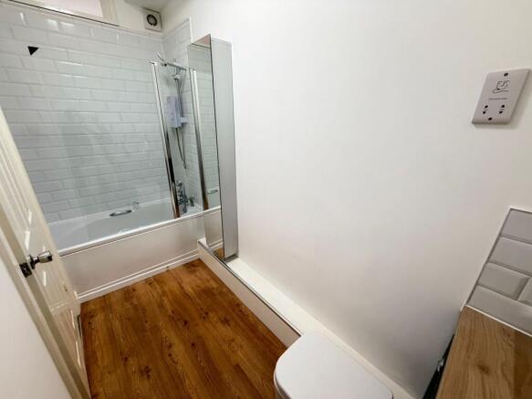 5 bed Terraced for sale Image 10