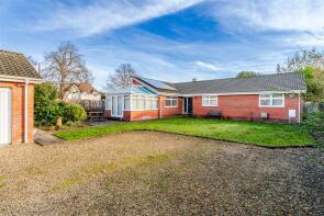1a, Elm Close, Bristol BS49 4EL
