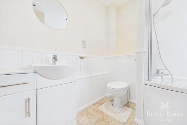 3 bed End of Terrace to rent Image 5