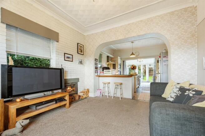 Open Plan Kitchen - Living Room
