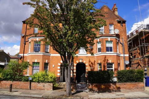 Shakespeare Road, Hanwell, W7