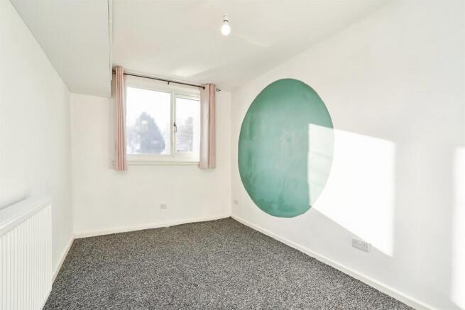 2 bed Semi-Detached for sale Image 11