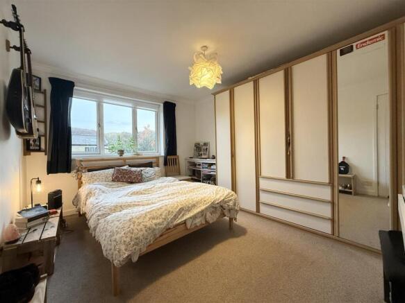 3 bed Detached for sale Image 12