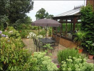Side patio