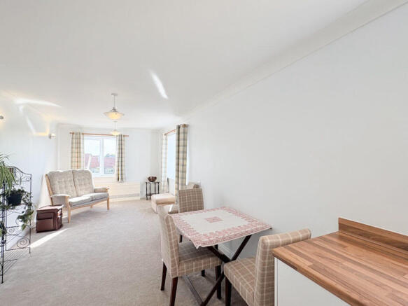 40 The Pavilion, Mickle Hill Pickering, YO18 7ND photo 4