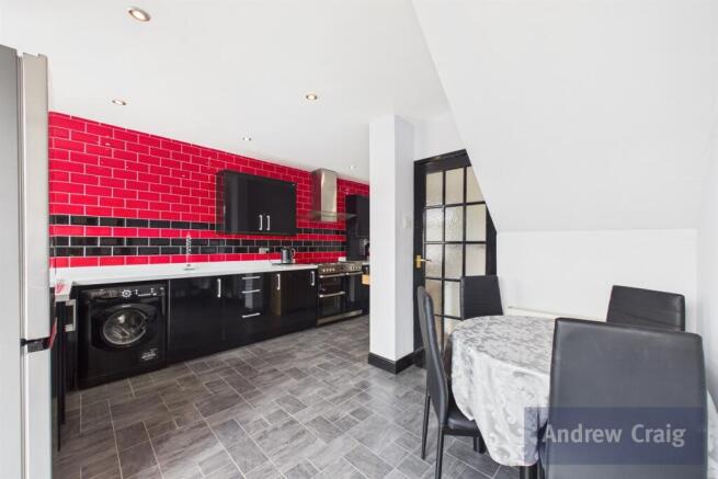 Open-Plan Kitchen/Di