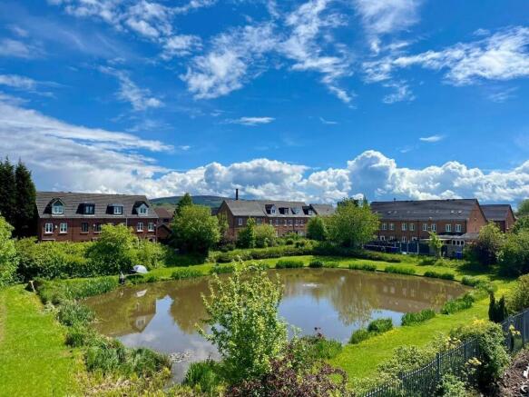 Hurst Angling Pond