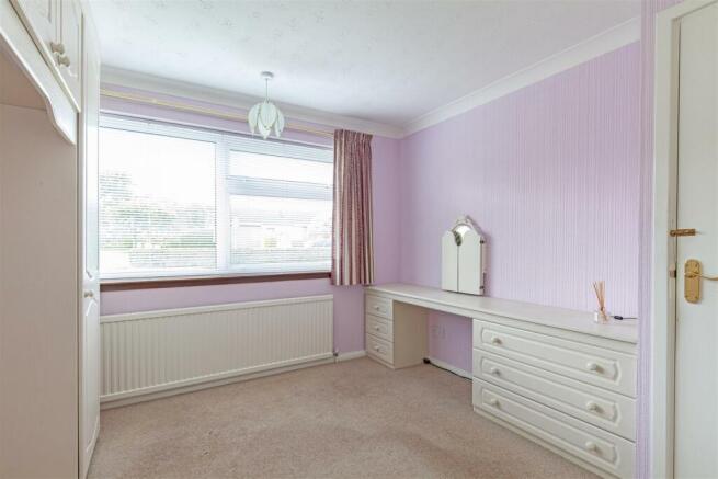 Bedroom 1-2.jpg