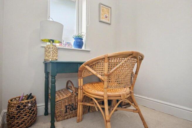 3 bed Semi-Detached for sale Image 10