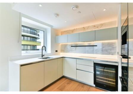 White City Living -Waterside Reside, Cascade Way, W12