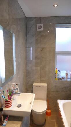 6 bed Terraced to rent Image 8