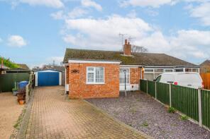19, Leona Crescent, Lowestoft NR33 8JY