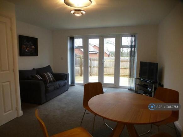 Lounge / Dining
