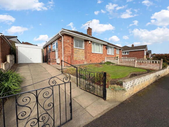 2-bed semi-detached on Deacons Way, Barnsley, S71 2HU, £160,000