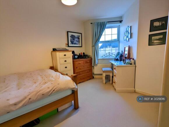 1 bed Flat to rent Image 10