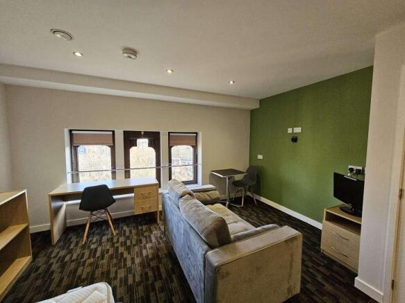 Flat_27_Gladstone_Buildings