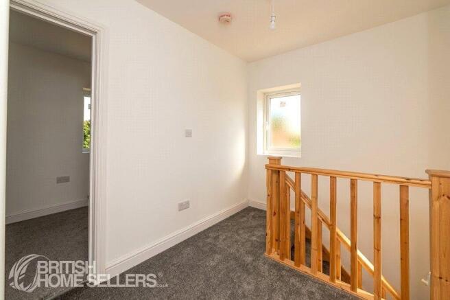 3 bed Detached for sale Image 8