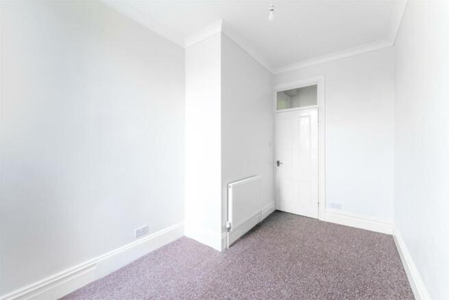Bedroom Tw