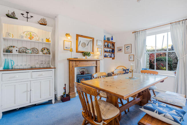 11 Dining Room