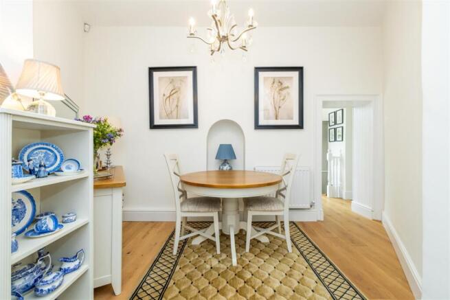 2 bed Detached Bungalow for sale Image 4